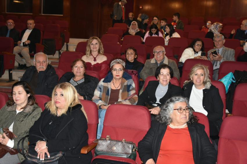 Adana Türküleri ile coştular