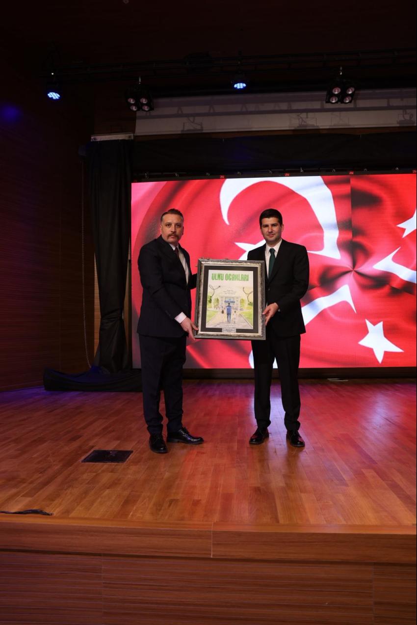 Eğitim, teknoloji ve vefa bir arada