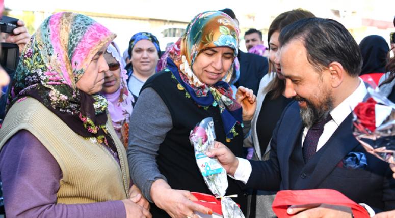 'Her kadın saygıyı hak etmektedir'
