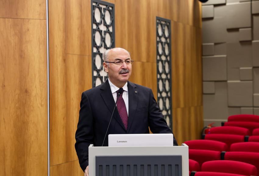  ‘Siz gençler bizim geleceğimizsiniz’
