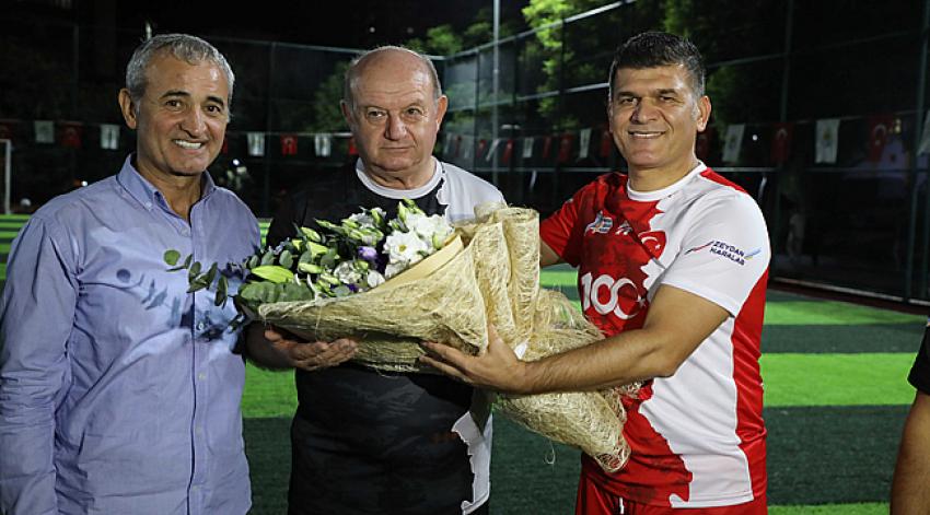 Veteranlar futbol turnuvası başladı