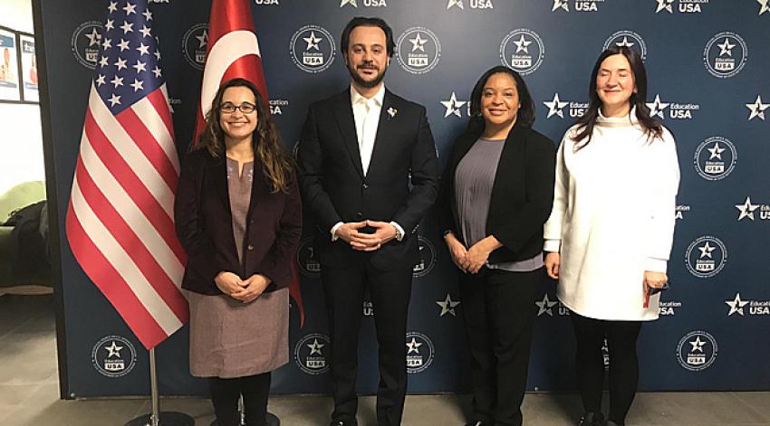 EducationUSA Adana’da GRE ve TOEFL sınavları