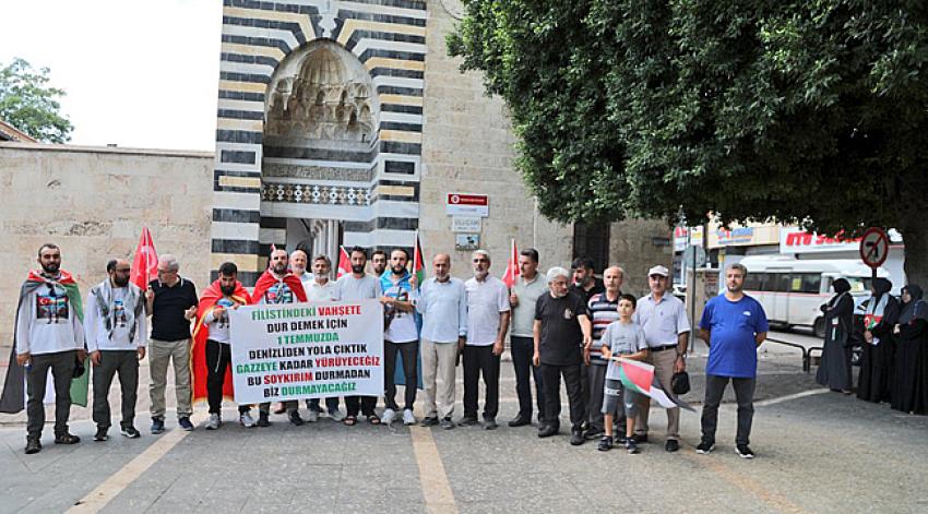 Yağmura rağmen Gazze için yürüdüler