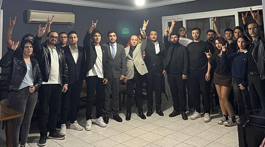 'Her geçen gün büyüyoruz'