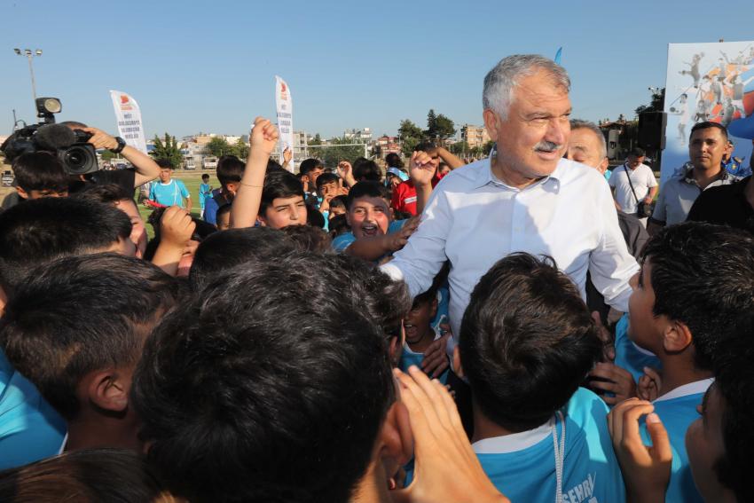 'Halkımıza hizmet etmek mutluluk kaynağımız'