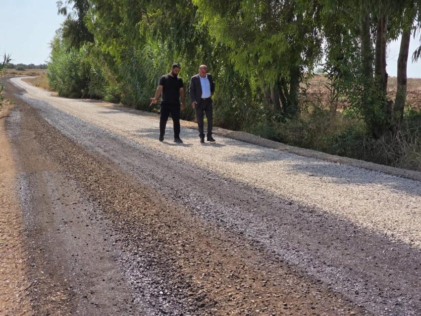 Yumurtalık’ta temizlik ve yol çalışmaları hız kesmeden sürüyor