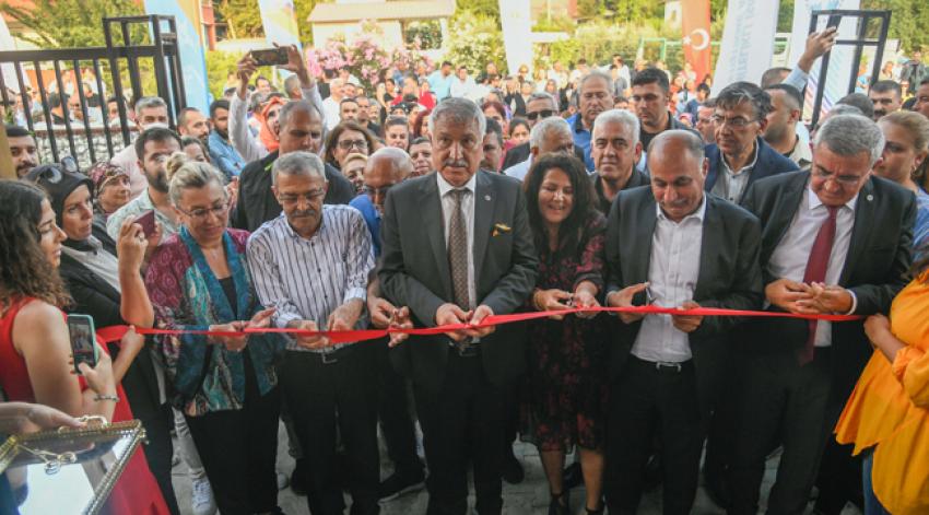 Yumurtalık'a hizmet atağı