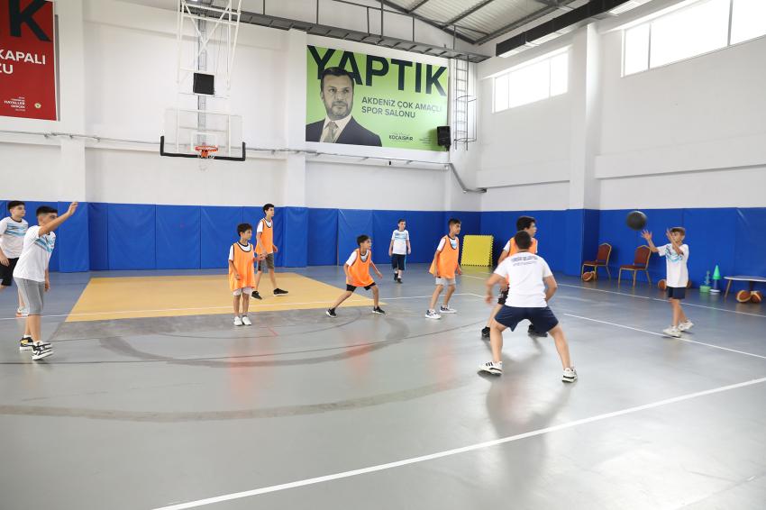 Yüreğir Yaz Spor Okulları cıvıl cıvıl