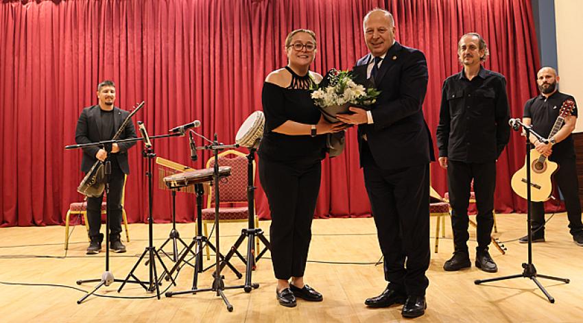 Öğretmenlere anlamlı gece