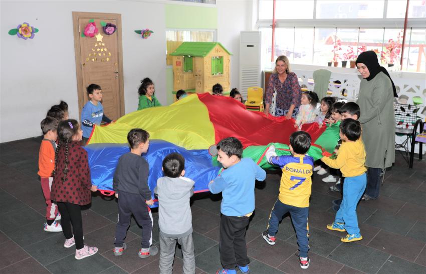 Yüreğir Belediyesi kreşleri cıvıl cıvıl