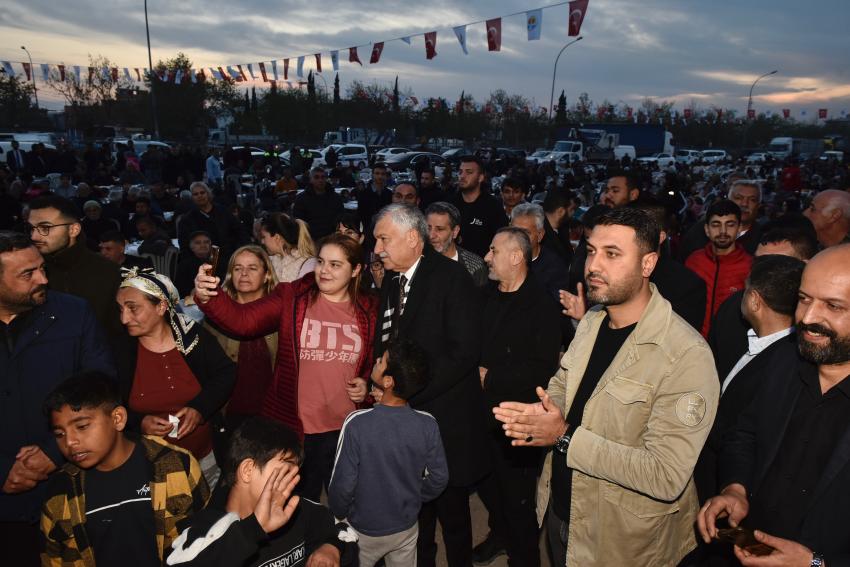 'Barışa, kardeşliğe ve sevgi diline birlikte uzanacağız'