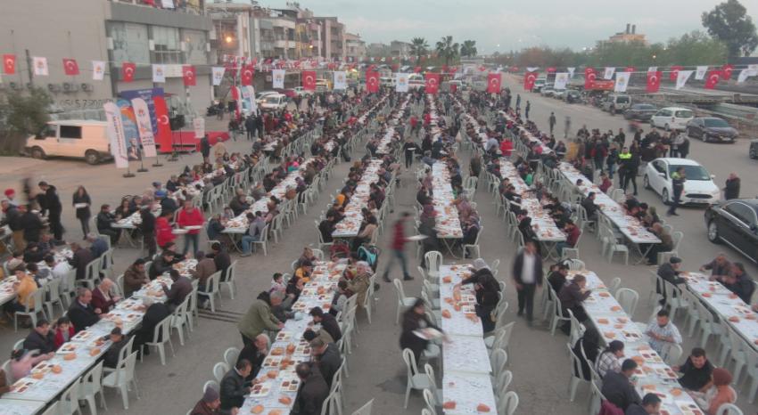 'Barışa, kardeşliğe ve sevgi diline birlikte uzanacağız'