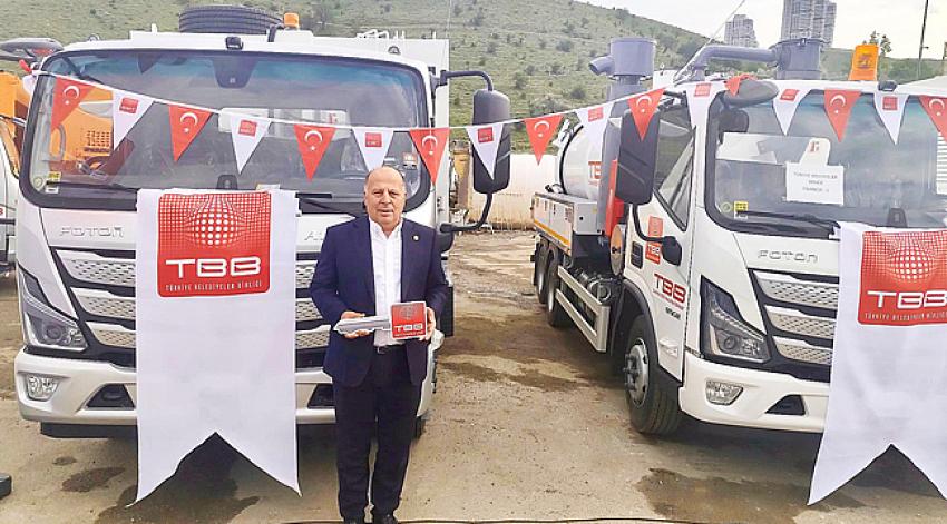 TBB'den Yüreğir'e 2 çöp kamyonu