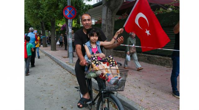 19 Mayıs yürüyüşü