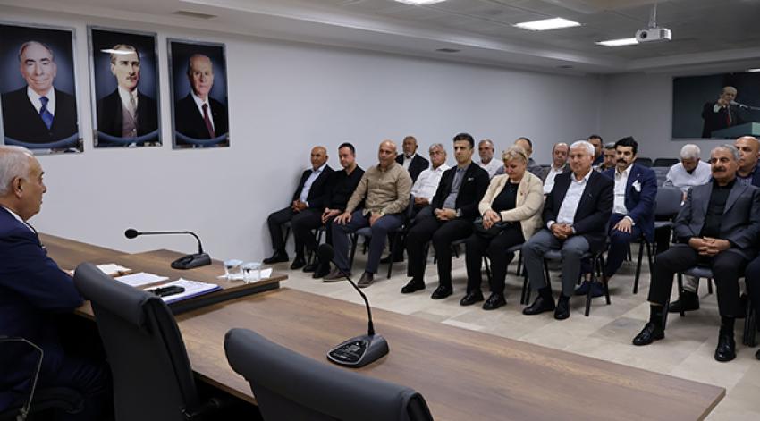 “Sayın Liderimizi bu kutlu yürüyüşte asla yalnız bırakmayacağız”