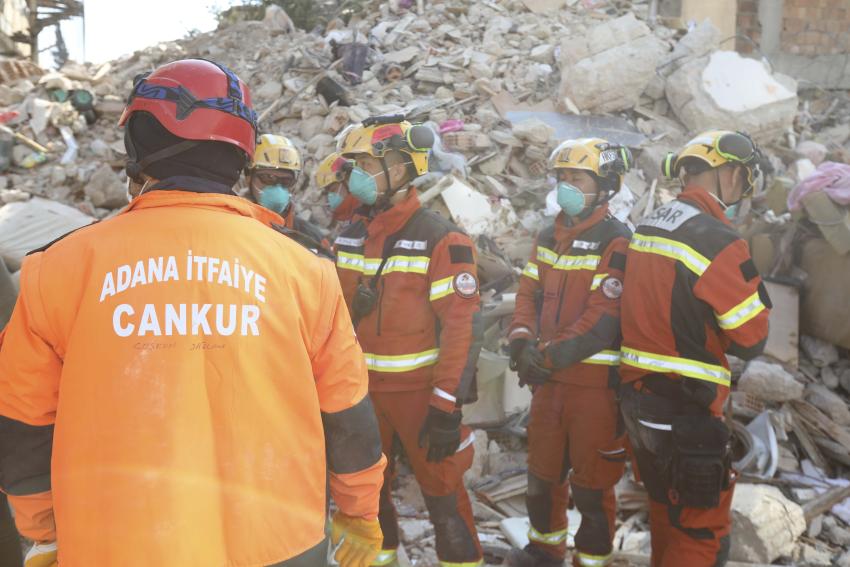 Büyükşehir, Samandağ'a çadır kent kuruyor