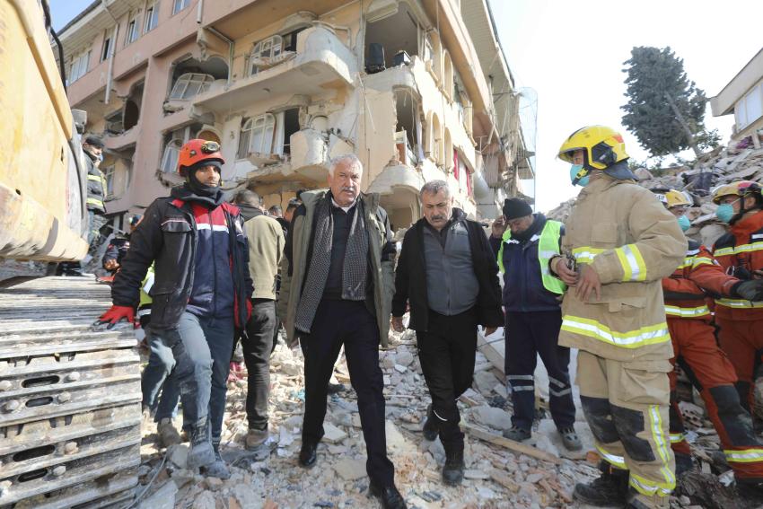 Büyükşehir, Samandağ'a çadır kent kuruyor