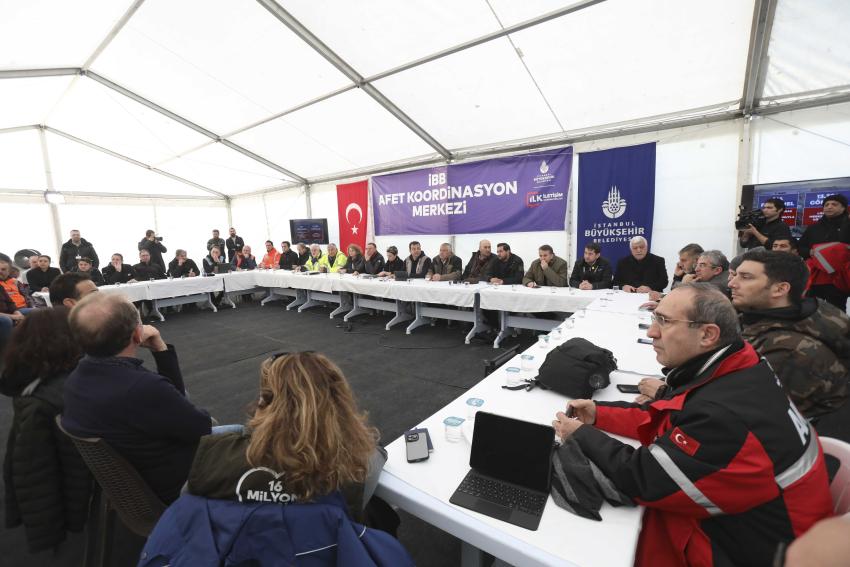 Büyükşehir, Samandağ'a çadır kent kuruyor